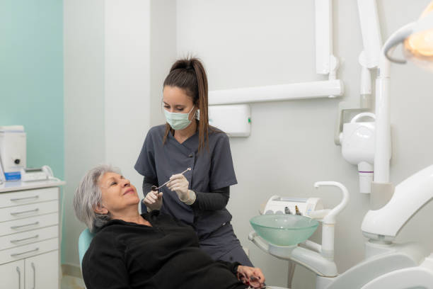 Best Emergency Tooth Extraction in Lacy Lakeview, TX